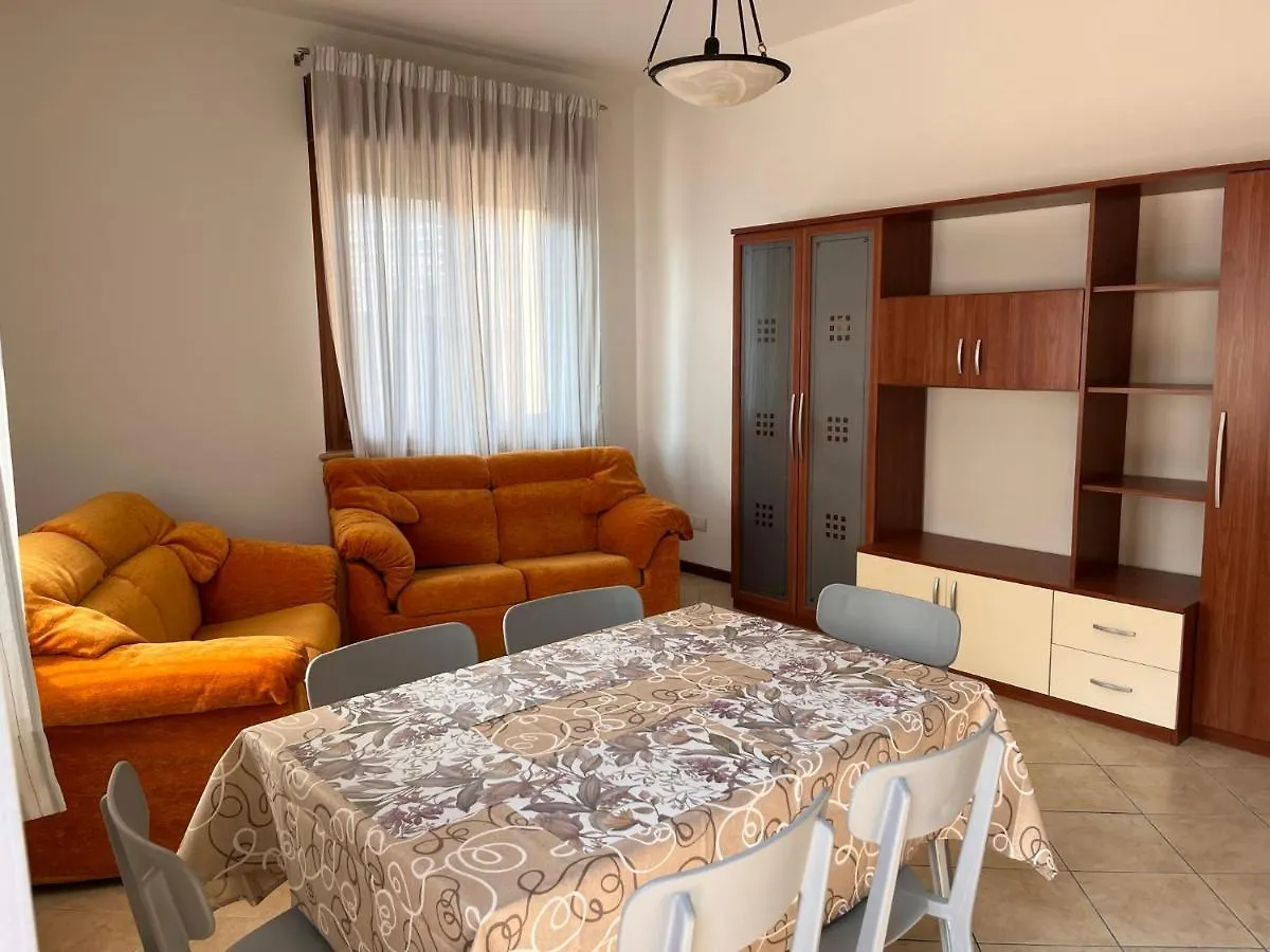 Sebino 11 Apartment Peschiera del Garda 0*,  Italy